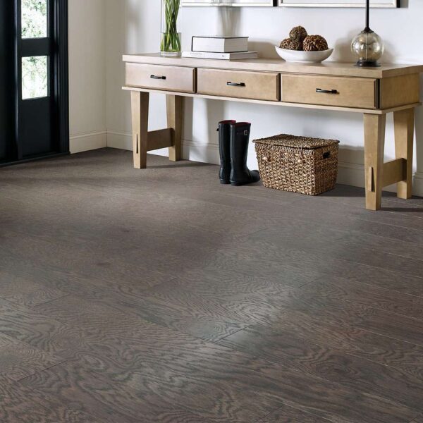 Shaw Villa Hardwood Room Scene