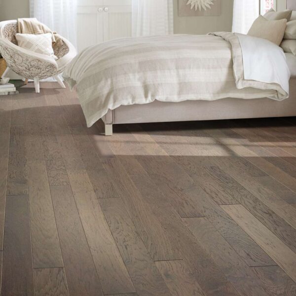 Shaw Hardwood High Plains 5" Nomadic SW711-07070 Room Scene