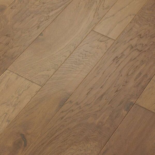 Shaw Hardwood Flooring Pebble Hill Hickory Mixed Width Cassia Bark 3.31"/ 4.94"/ 6.38"